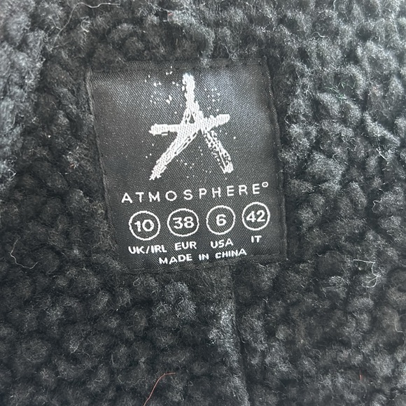 Atmosphere Full Front and Sise Pocket Zipper Long‎ Vest. Size 6(914) - Picture 9 of 15